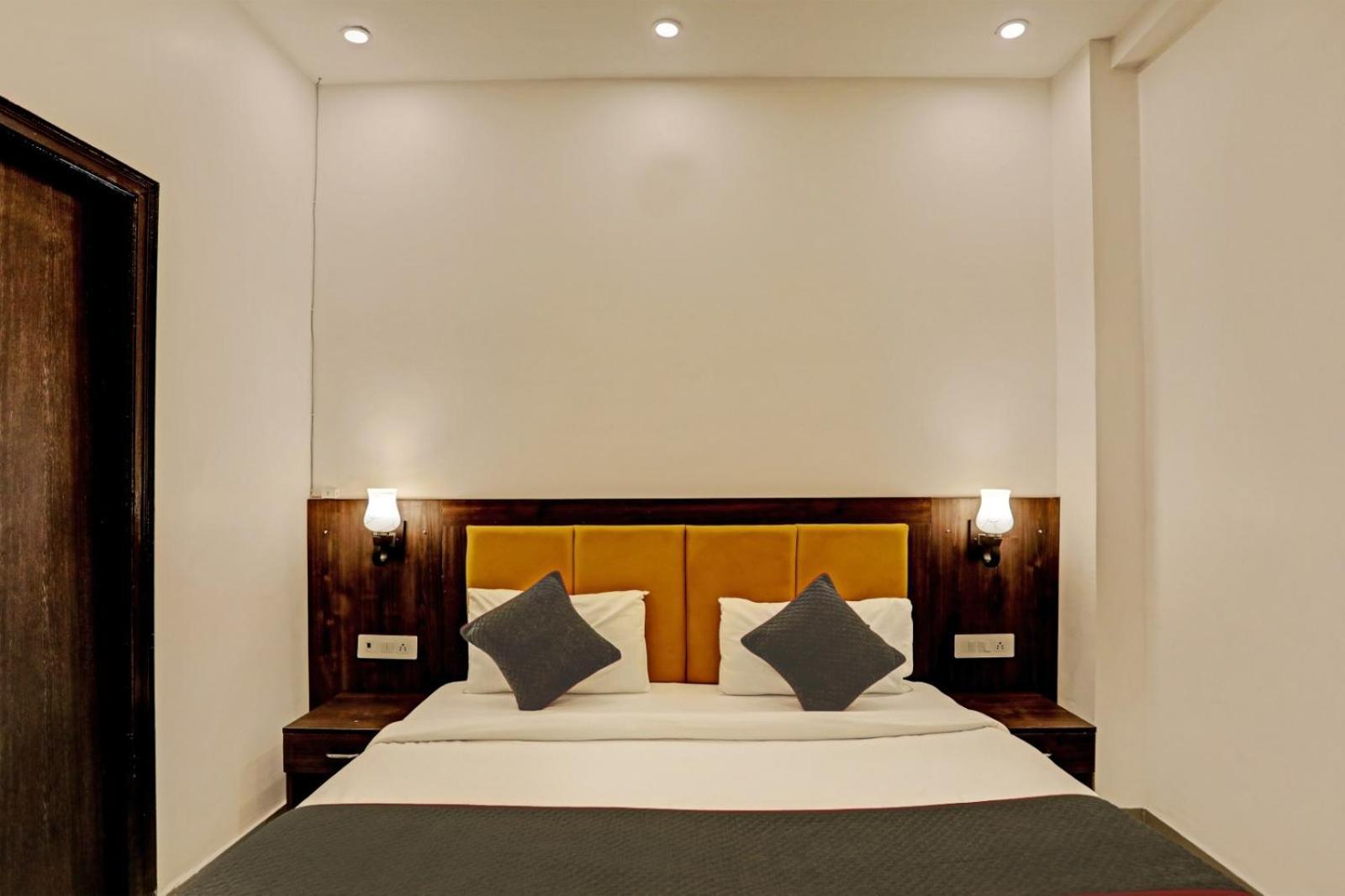 Hotel Aerotech Near Delhi Airport Új-Delhi Kültér fotó